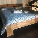 Daire Residenza Il Rustico Maggiore *